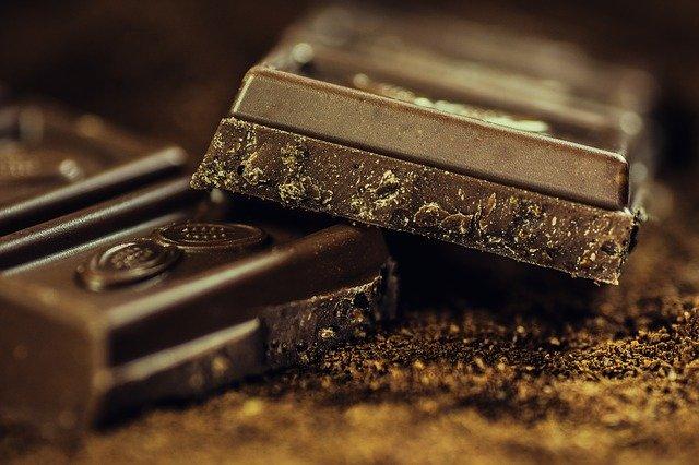 Τρώγοντας σοκολάτα απελευθερώνετε ενδορφίνες.