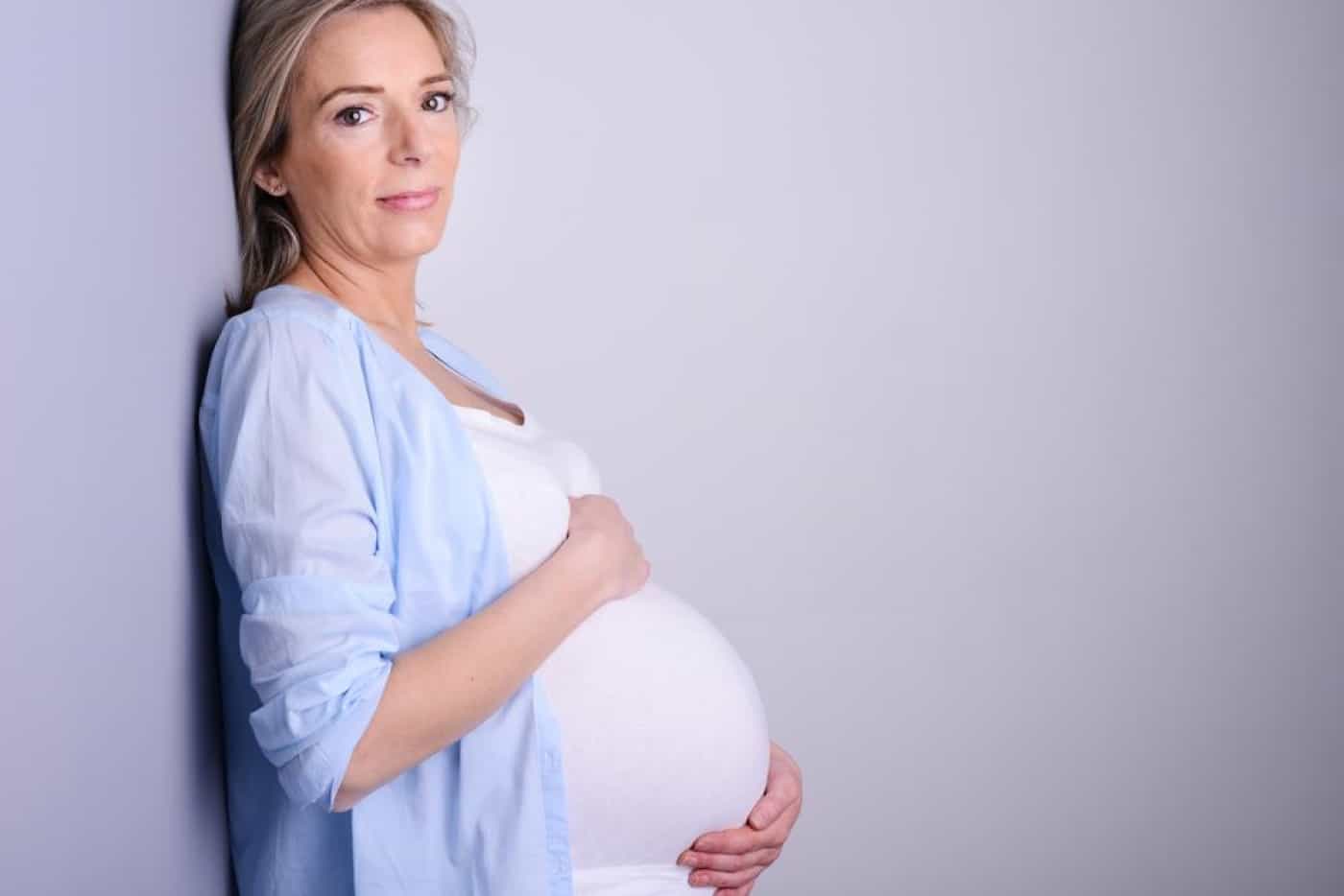Εγκυμοσύνη μετά τα 40 -  Ποιοι Είναι οι Κίνδυνοι; 