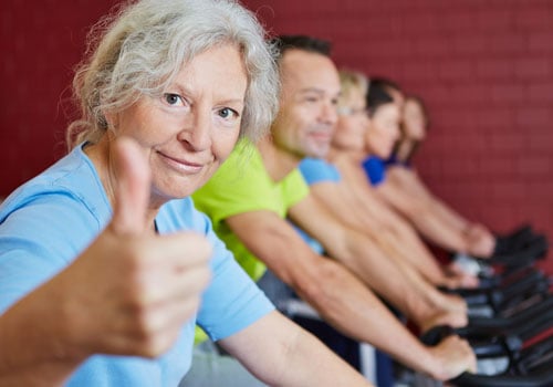 Ο ρόλος της φυσικής δραστηριότητας είναι πολύ σημαντικός για τους ηλικιωμένους, καθώς αντιμετωπίζουν μεγαλύτερο κίνδυνο εμφάνισης χρόνιων παθήσεων ή αρθρίτιδας, που επηρεάζουν τη λειτουργικότητά τους.