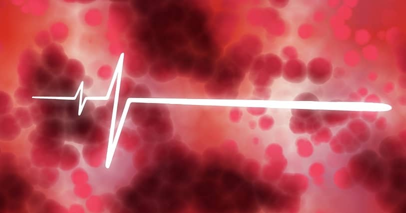 Όταν οι αρτηρίες της καρδιάς επηρεάζονται από την αθηροσκλήρωση, το άτομο μπορεί να εκδηλώσει στηθάγχη, καρδιακή προσβολή, συμφορητική καρδιακή ανεπάρκεια, ή καρδιακή αρρυθμία.