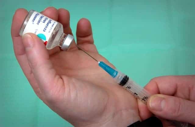 Τα νοσήματα που προλαμβάνονται με εμβολιασμό θα επιστρέψουν αν σταματήσουν τα προγράμματα εμβολιασμών.