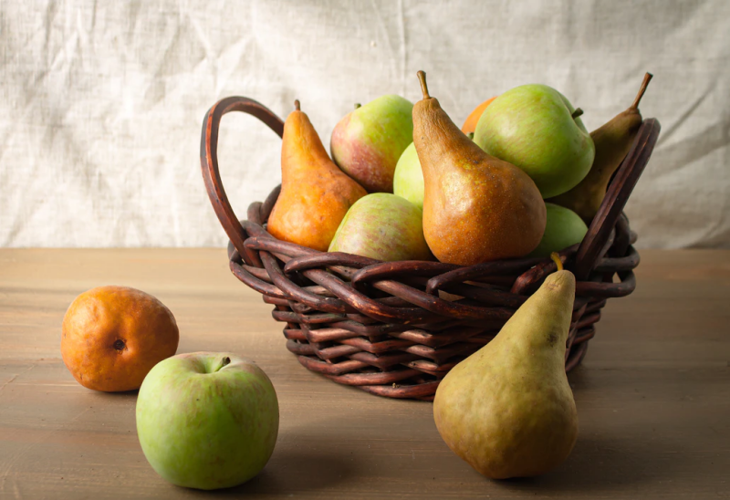 Για φρούτα επιλέξτε μήλα, αχλάδια, και δαμάσκηνα και αποφύγετε τους χυμούς φρούτων για όσο διαρκέσει η αποτοξίνωσή σας.