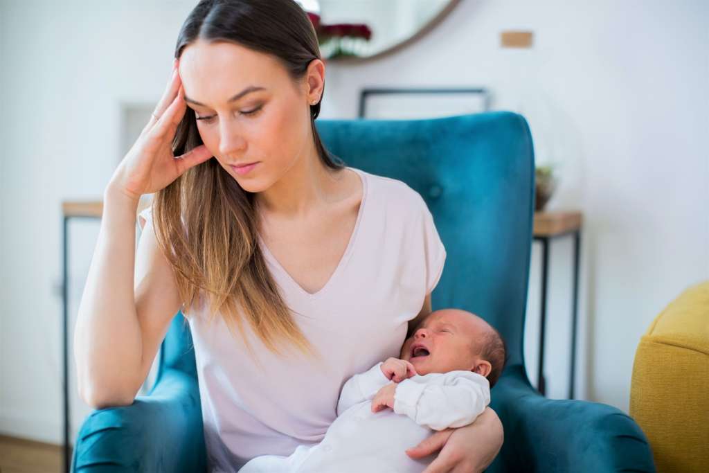 Πώς να Ηρεμήσετε το Μωρό σας Όταν Κλαίει.