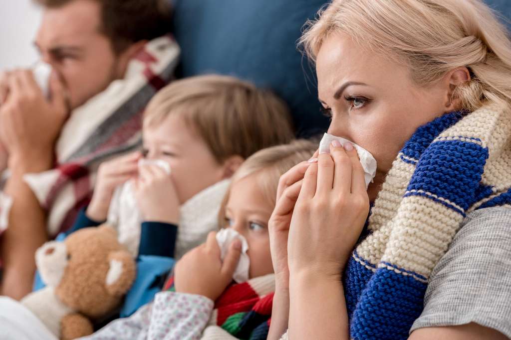 Γρίπη: Πώς να Ανακουφίσετε Έναν Ξηρό Βήχα