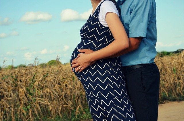 Η ιεραποστολική στάση είναι μεταξύ των καλύτερων στάσεων σεξ για να μείνετε έγκυος γρηγορότερα.